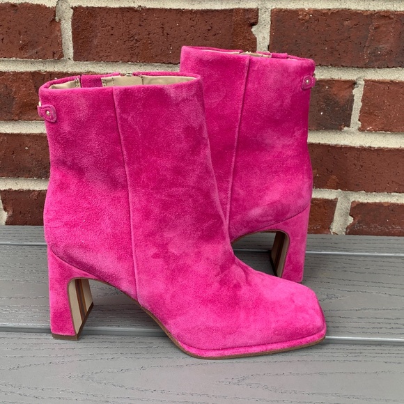 Sam Edelman Irie Suede Booties - Picture 10 of 14